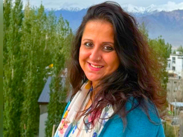 Esha Munshi